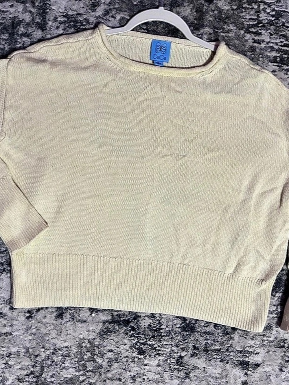CeCe Crew Neck Sweater in Cream / yellow Like New